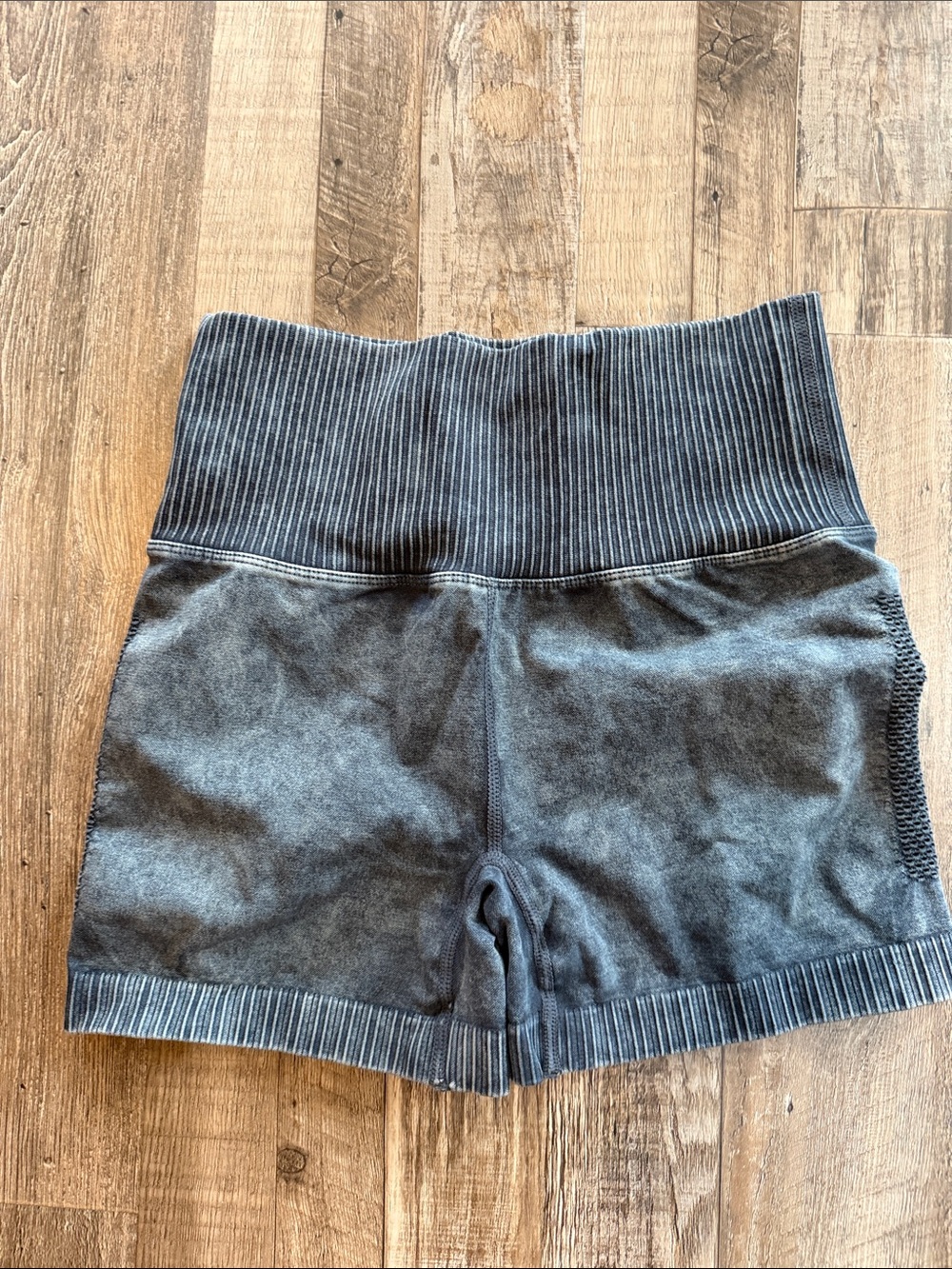 NWOT Zenana Outfitters Ribbed High-Waist Athletic Shorts - Charcoal Gray Sz L/XL